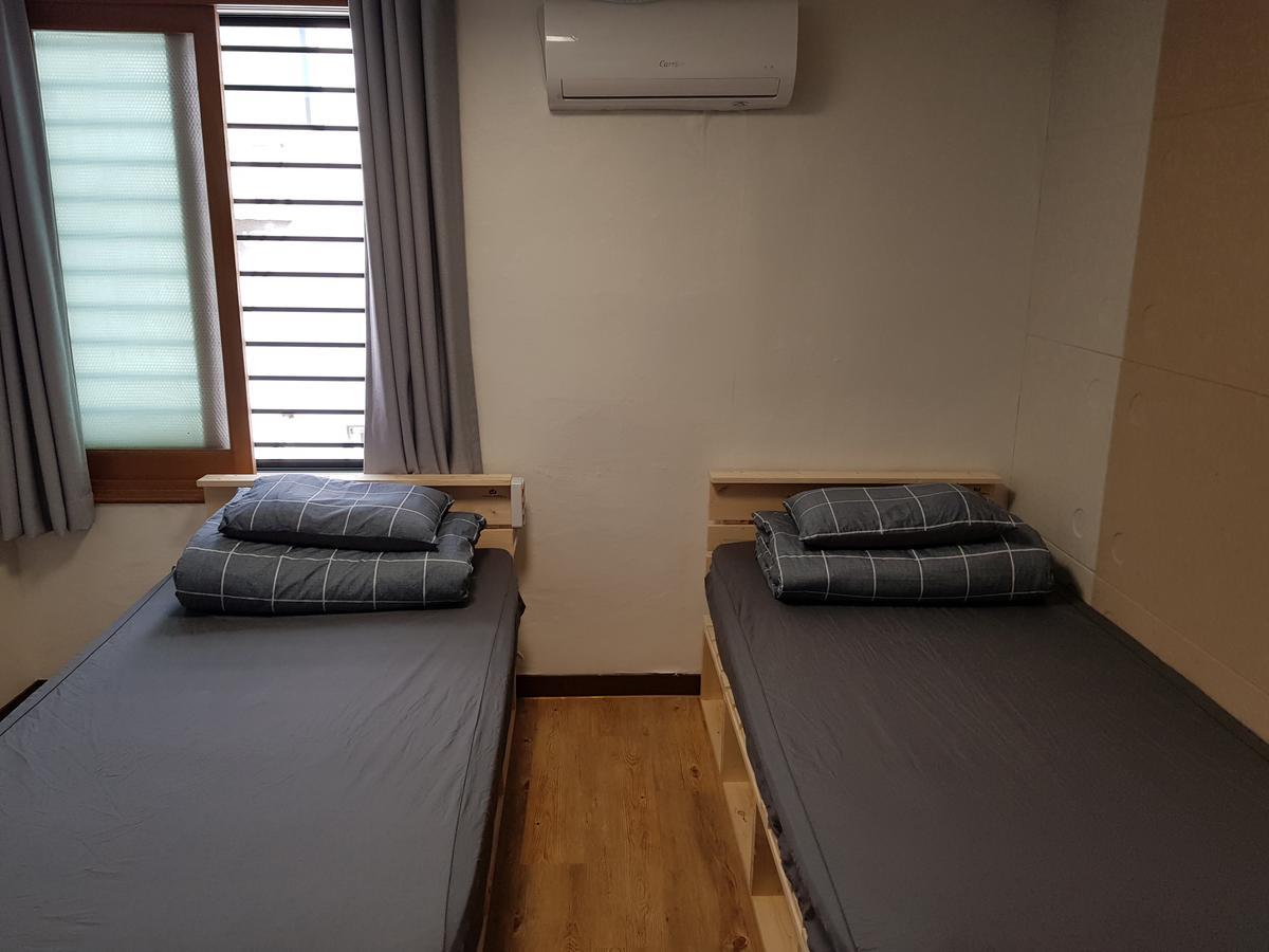 Family House Hongdae Hotel Seoul Ngoại thất bức ảnh